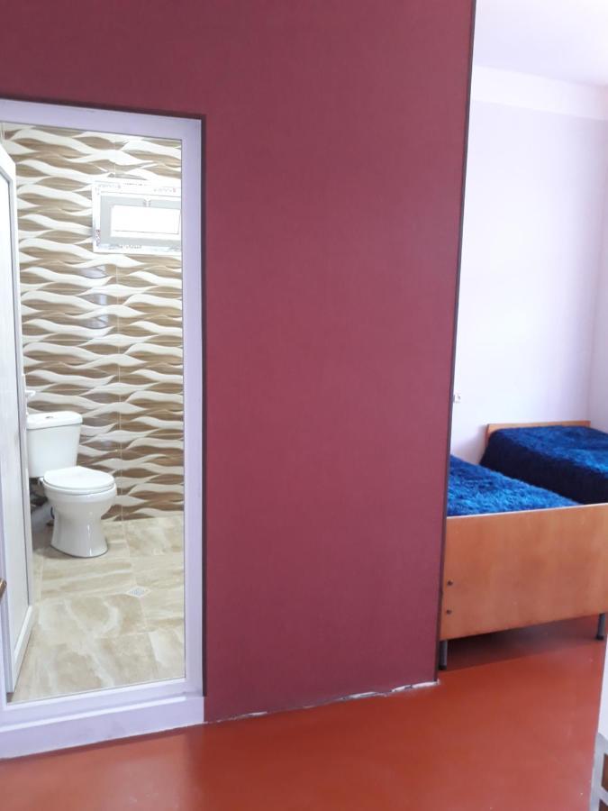 Megobroba Inn Dzentsmani Zewnętrze zdjęcie